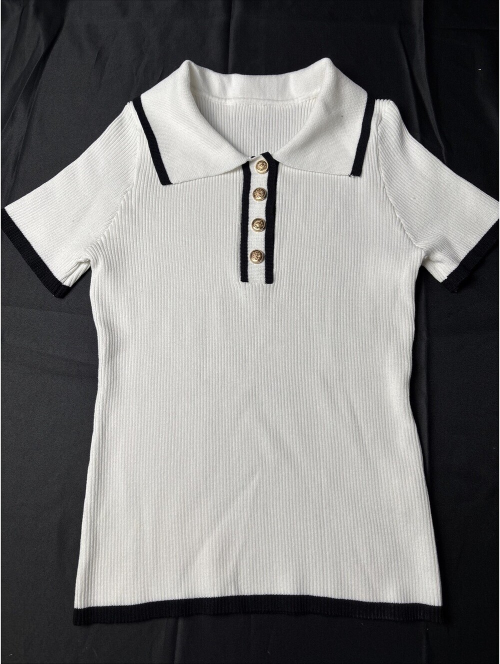 Women’s Small Nitted Polo Top Gold Button Wide Collar
